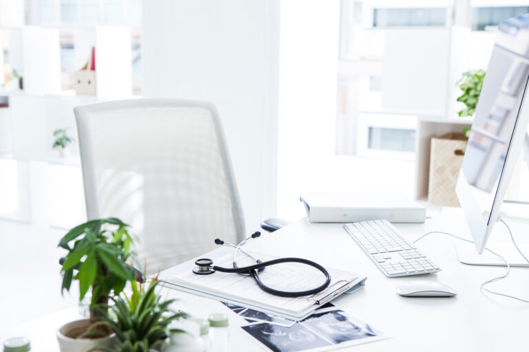 AdobeStock_114658286-Mobile